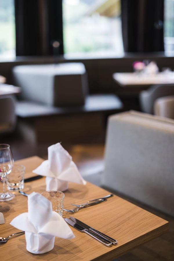 Vierbrunnenhof Hotel Anterselva di Mezzo Ngoại thất bức ảnh