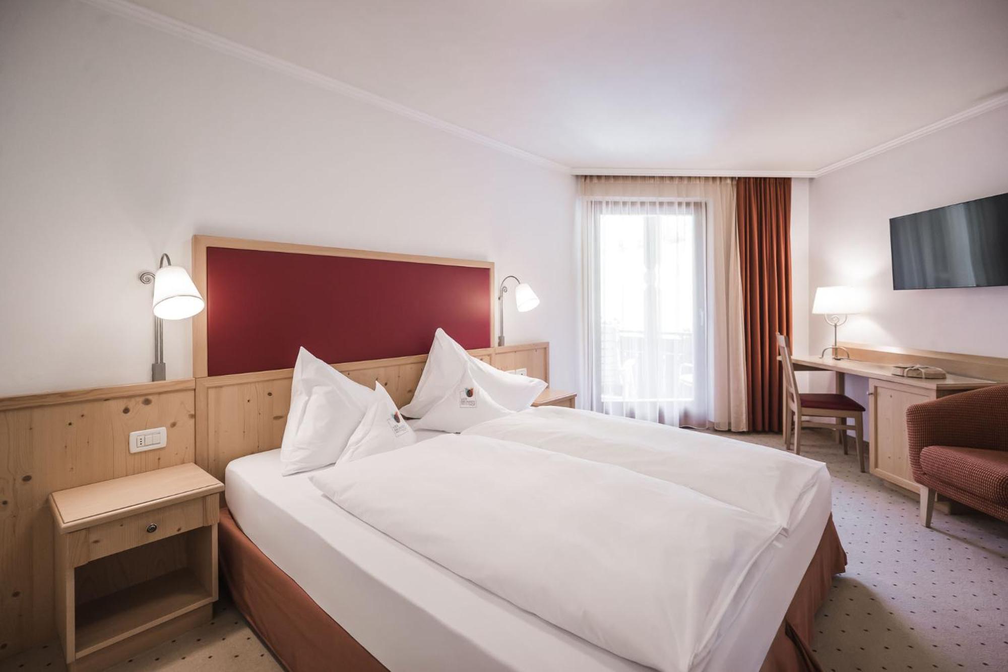 Vierbrunnenhof Hotel Anterselva di Mezzo Ngoại thất bức ảnh