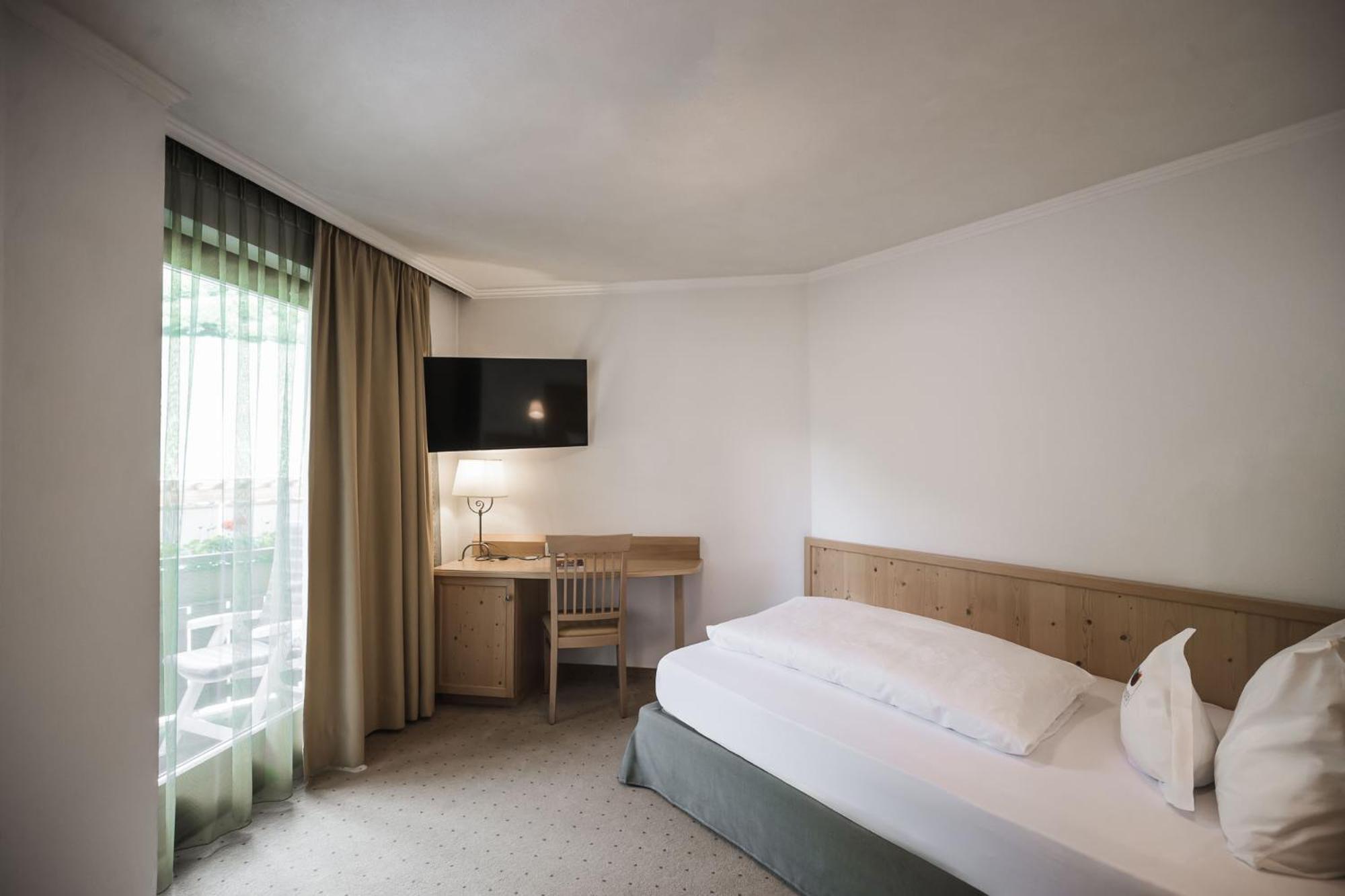 Vierbrunnenhof Hotel Anterselva di Mezzo Ngoại thất bức ảnh